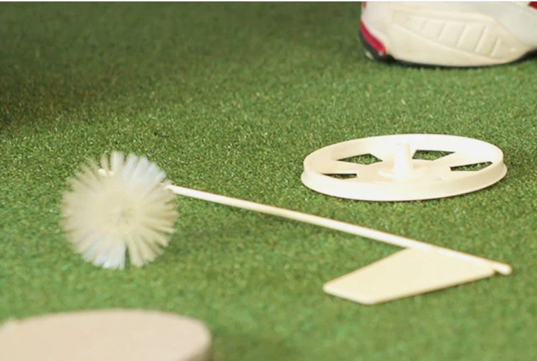 NET RETURN golf hole and flag