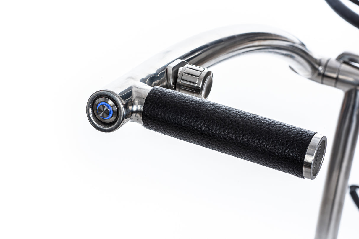 Trendgolf Elektro-Trolley walker Modell 2025 Edelstahl, poliert