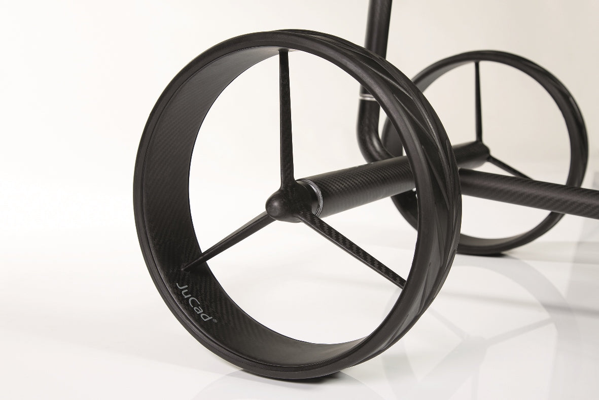 Chariot de golf électrique JuCad Carbon Travel Nero SV 2.0 - haut de gamme en carbone ultra-léger noir mat