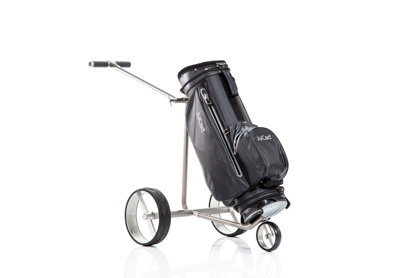 Chariot de golf électrique JuCad Ghost Titan 2.0 - le Titan pliable avec prise en main confortable