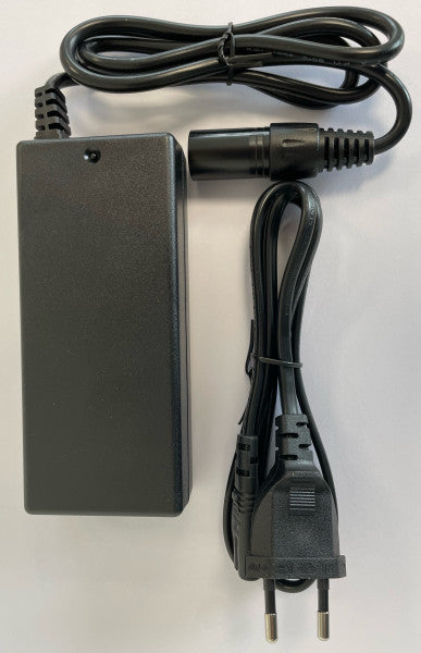 Leisure and Sports Ladegerät 25 Volt XLR 3-Polig